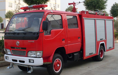 東風小霸王水罐消防車(2噸)